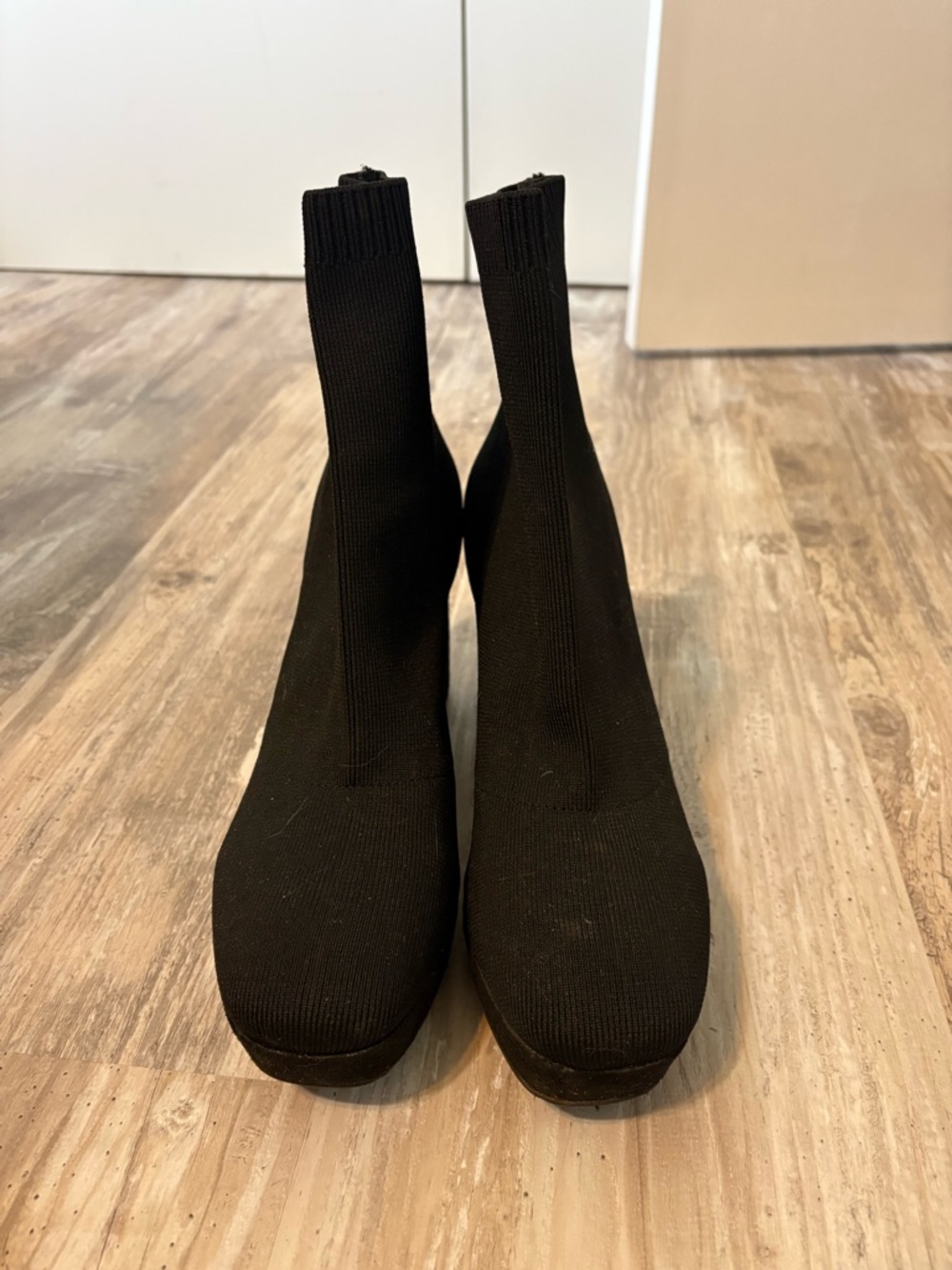 Black Platform Stretch Boots - Picture 2 of 5